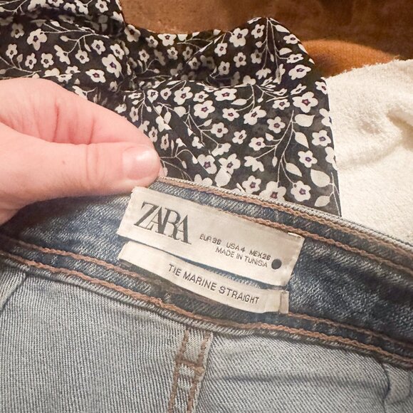 ZARA “The Marine Straight” High-Rise Jeans – Size 4 - Picture 3 of 3